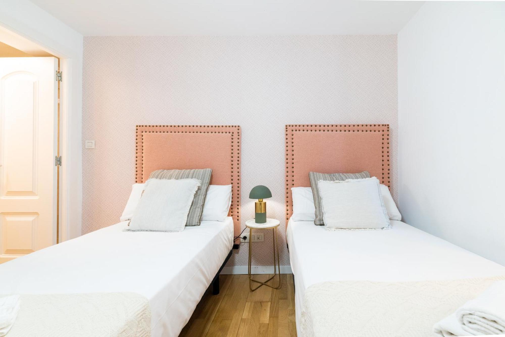 Moderno Apartamento En Granada Centro Exteriör bild