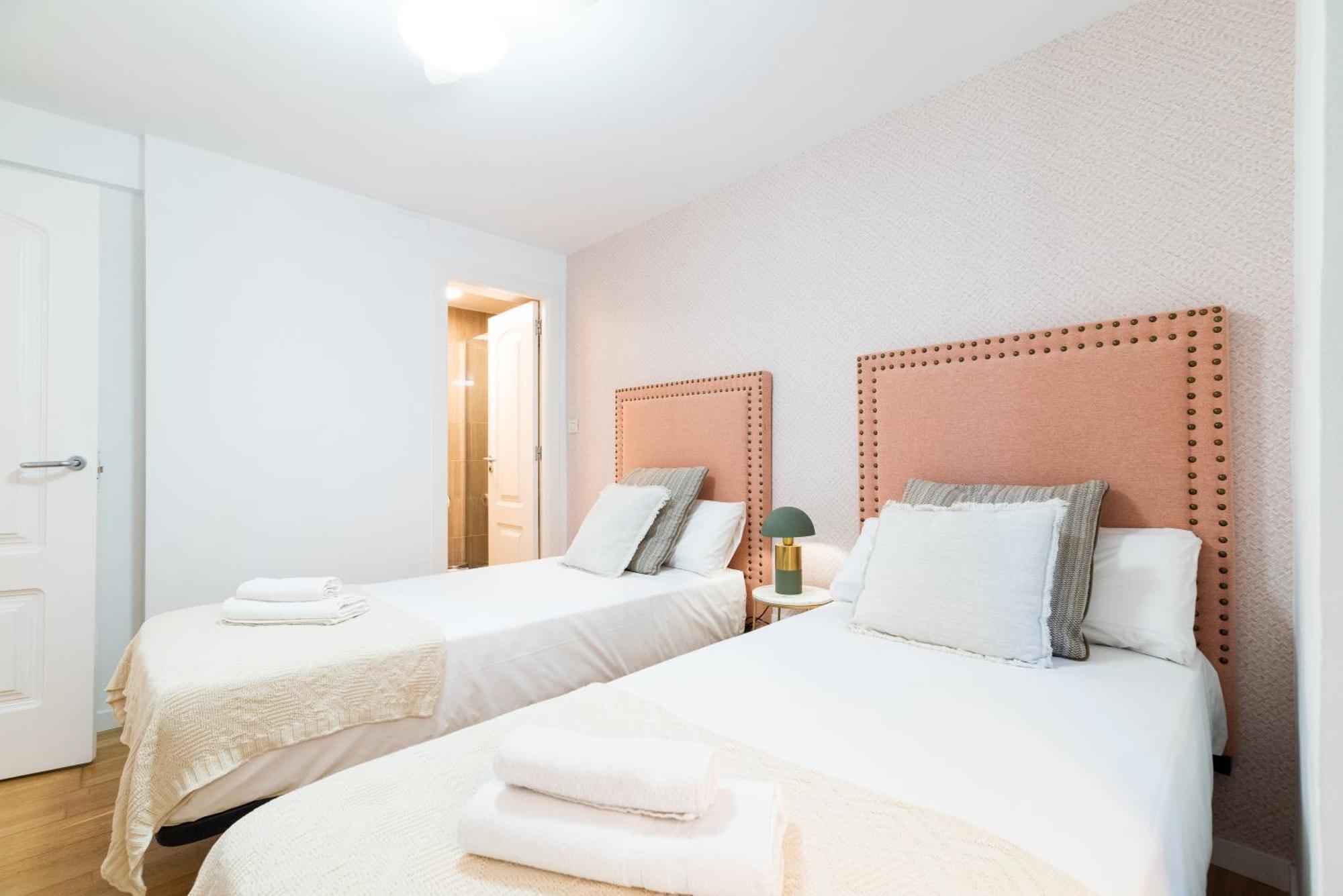 Moderno Apartamento En Granada Centro Exteriör bild
